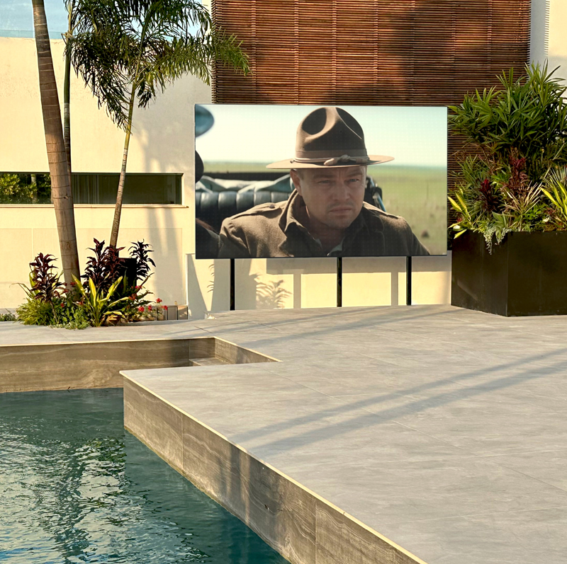 מסך בקיסריה